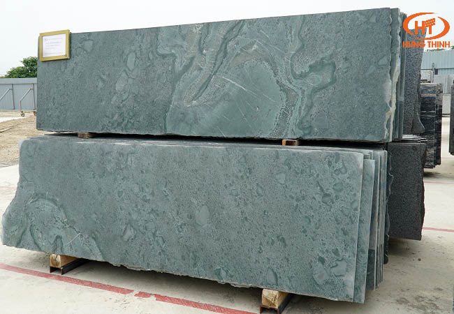 đá tự nhiên ngoài trời