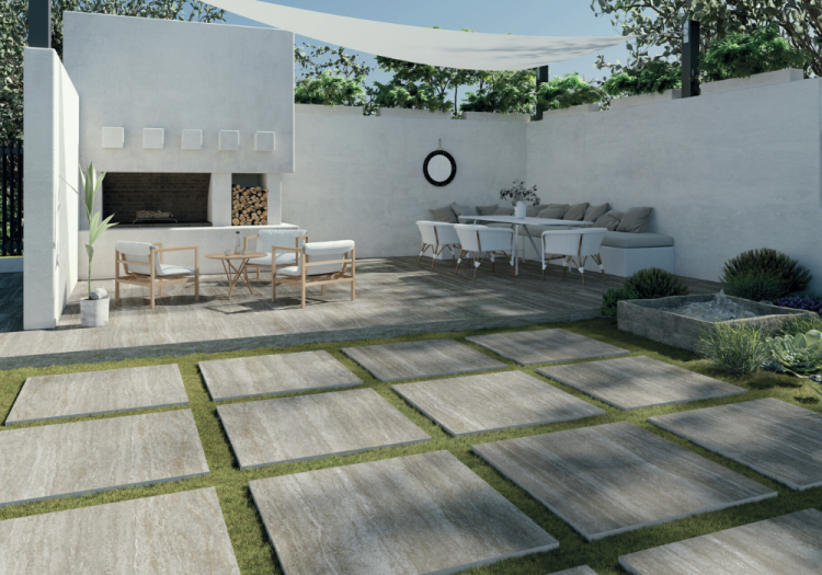 Ưu tiên gạch granite thô hoặc gạch giả đá có độ nhám, đảm bảo độ bền trước tác động thời tiết.