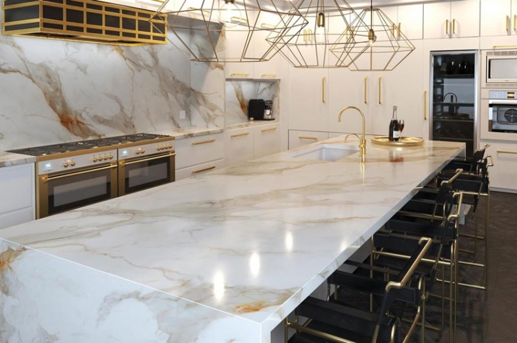 đá thạch anh nhân tạo mặt bàn bếp chống bám bẩn