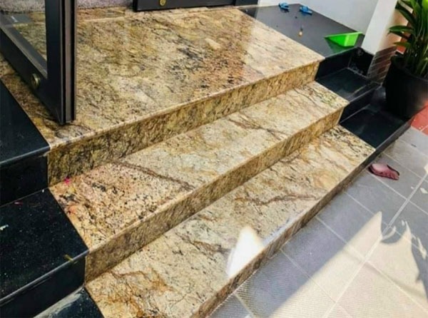 đá lát bậc tam cấp