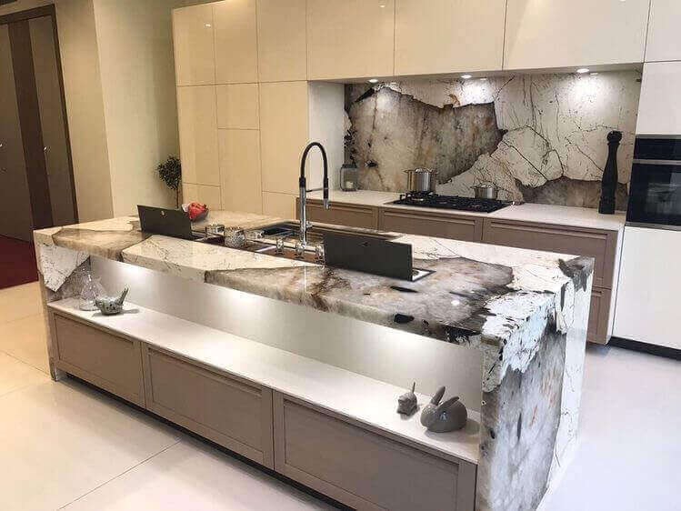 giá đá mặt bếp
