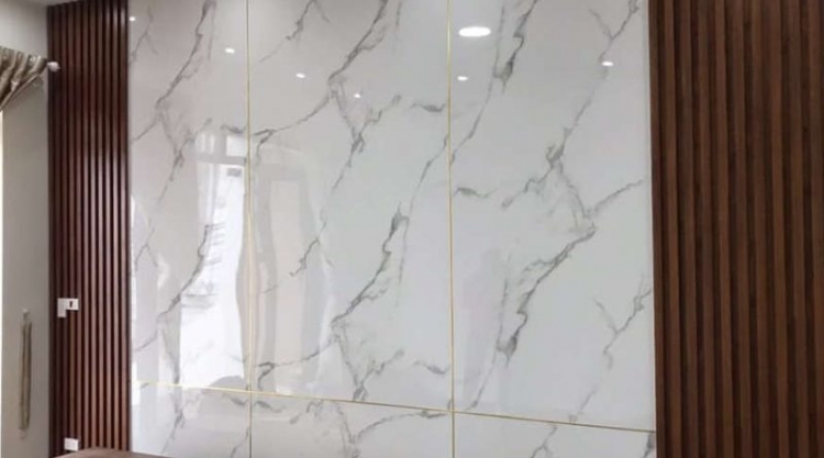nhược điểm của tấm nhựa giả đá