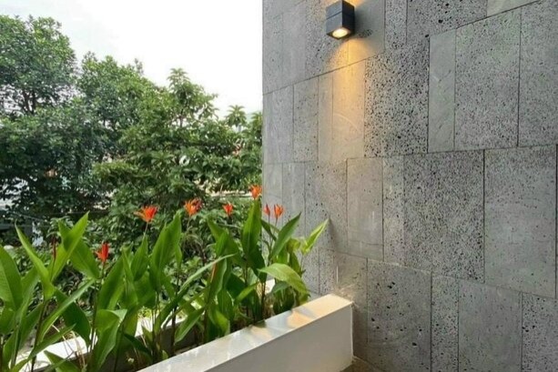 đá ốp tường sân vườn
