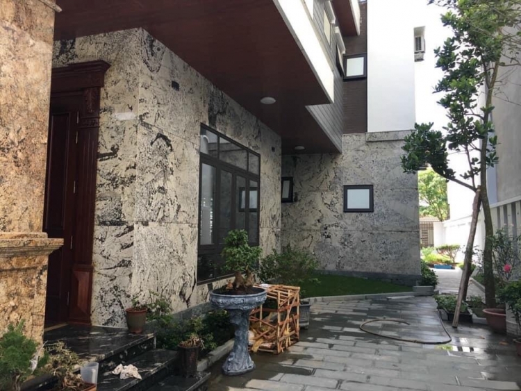 ốp đá mặt tiền nhà