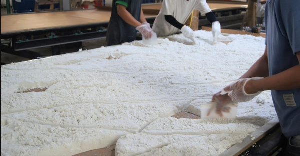 thạch anh nhân tạo