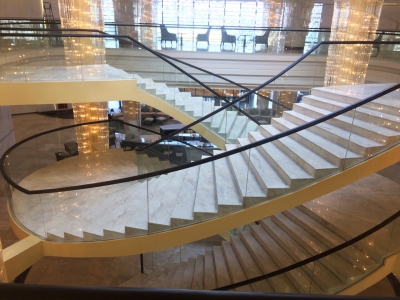 Tư vấn lựa chọn đá cầu thang cho mẫu biệt thự đẹp 3 tầng Tư vấn lựa chọn đá cầu thang cho mẫu biệt thự đẹp 3 tầng