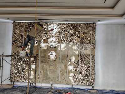 Thi công, lắp đặt tranh đá tự nhiên cho phòng khách Thi công, lắp đặt tranh đá tự nhiên cho phòng khách