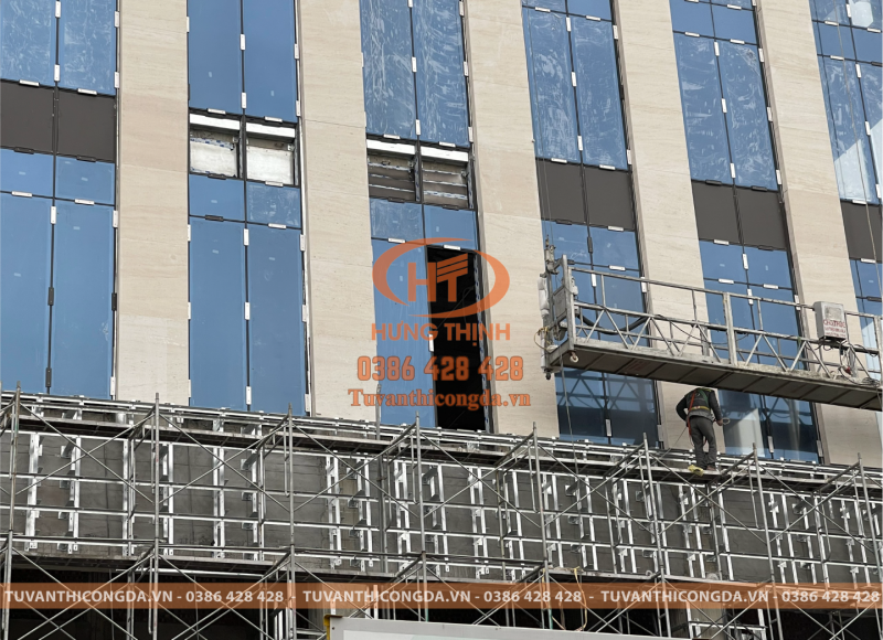 Ốp đá tự nhiên mặt đứng công trình