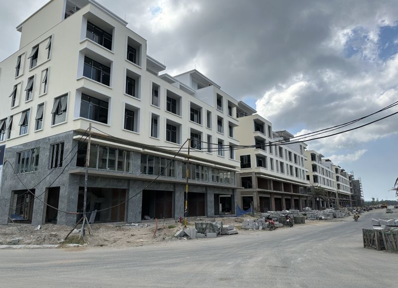 Ốp đá tự nhiên mặt đứng công trình